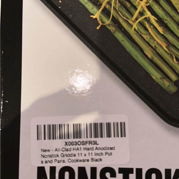 COPY - Brand new All-Clad HA1 Hard Anodized
Nonstick Griddle 11 x 11 in - Picture 2 of 2